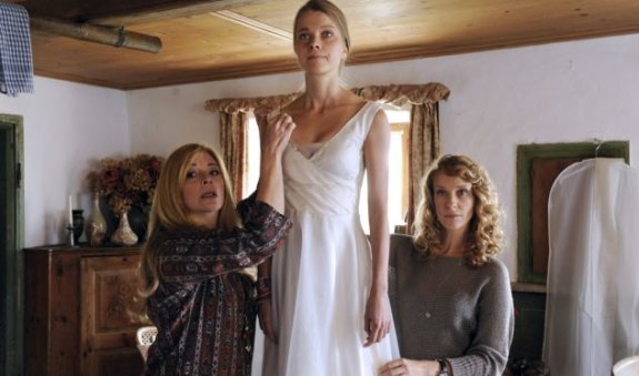 hochzeit-schwester-c-degeto-elke-werner, © Degeto / Elke Werner hochzeit-schwester-c-degeto-elke-werner, © Degeto / Elke Werner