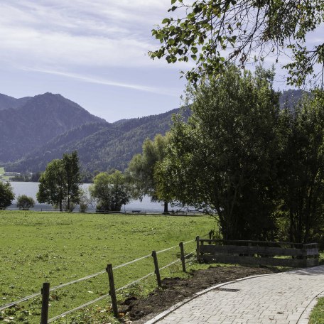 2 Minuten Fußweg zum See, © im-web.de/ Gäste-Information Schliersee in der vitalwelt schliersee