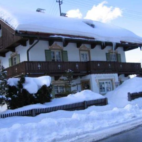 Haus, &copy; im-web.de/ Kur- und Tourist-Info Bayrischzell