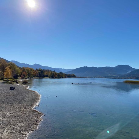 Blick über den See auf die Berge, © im-web.de/ Tourist-Information Gmund am Tegernsee