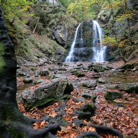 Josefsthaler Wasserfälle bei Neuhaus, © Ferienwohnung Auszeit am See