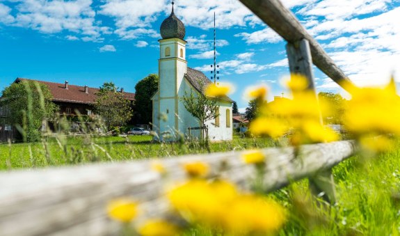 Katholische Pfarrkirche St. Martin in Fischbachau, © Alpenregion Tegernsee Schliersee