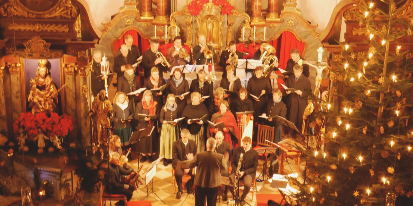 Seite 44 Kirchenchor Wall