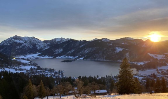 https://d1pgrp37iul3tg.cloudfront.net/objekt2_pics/obj_full_104629_012.jpg, © im-web.de/ Gäste-Information Schliersee in der vitalwelt schliersee https://d1pgrp37iul3tg.cloudfront.net/objekt2_pics/obj_full_104629_012.jpg, © im-web.de/ Gäste-Information Schliersee in der vitalwelt schliersee