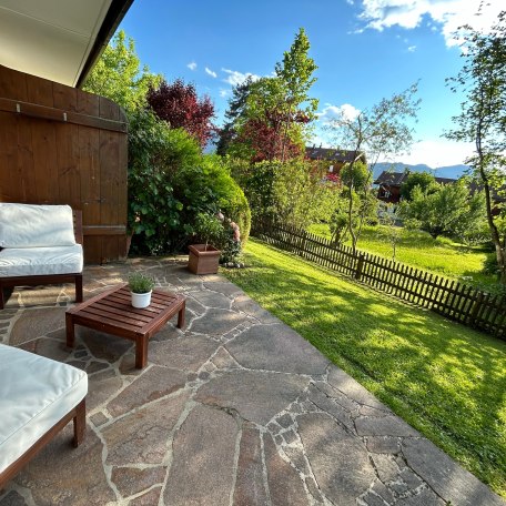 Blick auf die Loungeterrasse, &copy; Tegernsee Perle