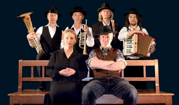 PR-Foto Ensemble Tannöd PR-Foto Ensemble Tannöd