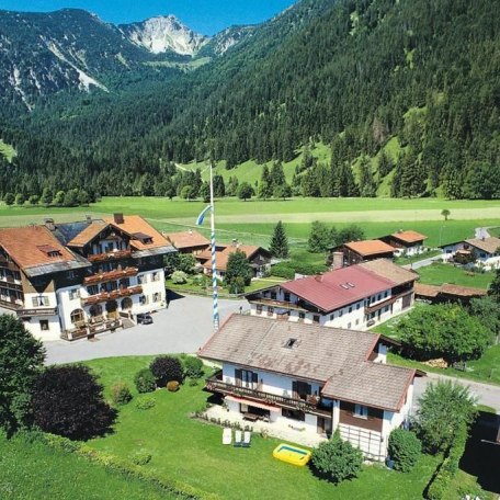 Geitau Gasthof 2Minuten zu Fuß erreichbar, © im-web.de/ Tourist-Information Bayrischzell