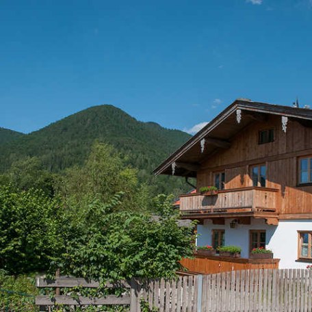 Haus Gewald, Westansicht, © im-web.de/ Ferienwohnungen Tegernsee