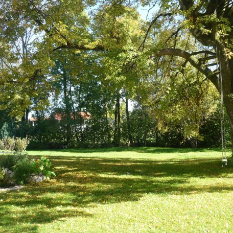 Herbstimmung im Garten, © im-web.de/ Tourist-Information Gmund am Tegernsee