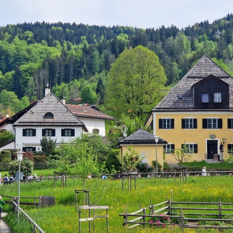 Ausblick vom Balkon (Nordseite) auf das Pfarramt, © Ferienwohnung Auszeit am See