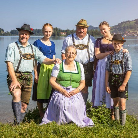 Familienfoto, © im-web.de/ Gäste-Information Schliersee in der vitalwelt schliersee