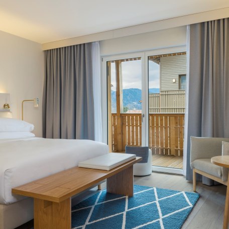 15_ak_mucat_guestroom-220, &copy; Caro & Selig, Tegernsee, Autograph Collection