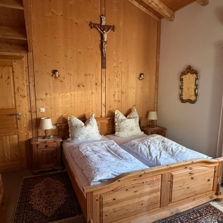 Schlafzimmer EG, © im-web.de/ Gäste-Information Schliersee in der vitalwelt schliersee