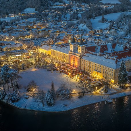 Vogelperspektive Schlossplatz_Bild Luftbuidl, © Bräusüberl Tegernsee (Luftbuidl)