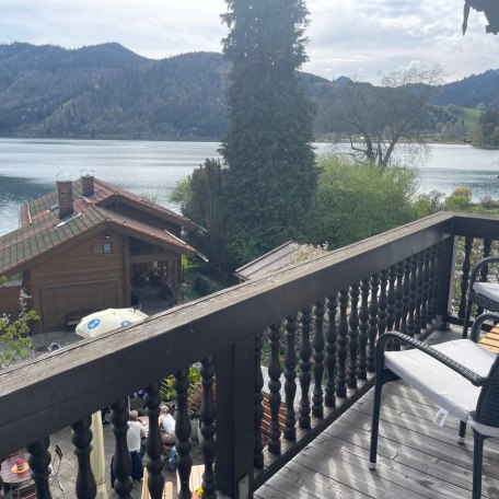 Guten-Morgen-Kaffee-Ecke mit Aussicht, © im-web.de/ Gäste-Information Schliersee in der vitalwelt schliersee