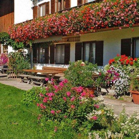 Hausansicht, © im-web.de/ Gäste-Information Schliersee in der vitalwelt schliersee