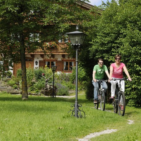 Radfahren direkt ab Ignazhof, © im-web.de/ Tourist-Information Bad Wiessee