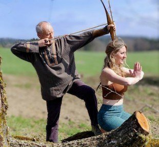 Yoga_Bogenschießen