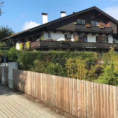 Haus Ringberg im Sommer, © Alpen-Suite Abwinkl  Bad Wiessee