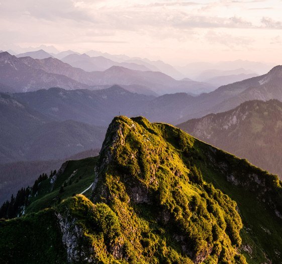 Atemberaubende Ausblicke am Rotwand Gipfel, © Alpenregion Tegernsee Schliersee