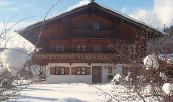 Au&szlig;enansicht Winter, &copy; im-web.de/ Tourist-Information Rottach-Egern