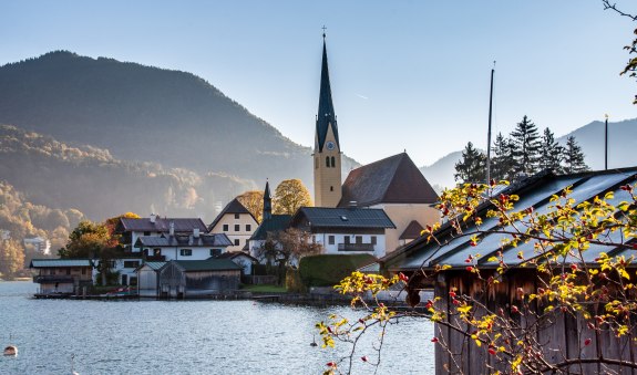 Herbstzauber Rottach-Egern, © Der Tegernsee © Sabine Ziegler-Musiol Herbstzauber Rottach-Egern, © Der Tegernsee © Sabine Ziegler-Musiol