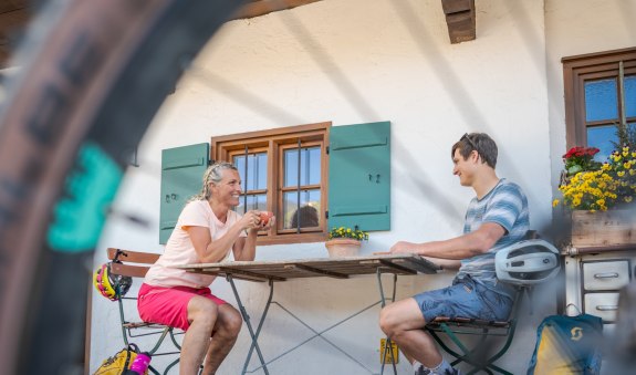 Kaffeeduft & Kuchenlust, &copy; DER TEGERNSEE