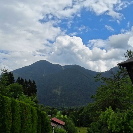 Der Ausblick vom Eingang der FeWo, © im-web.de/ Tourist-Information Kreuth