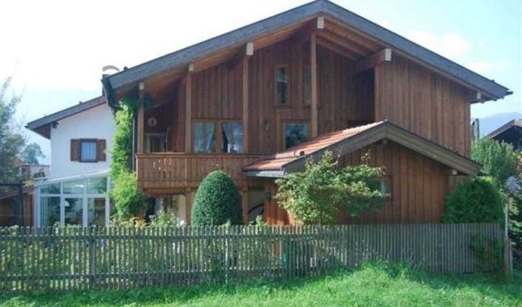 Außenansicht, © im-web.de/ Gäste-Information Schliersee in der vitalwelt schliersee