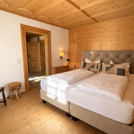 Schlafzimmer 1, &copy; im-web.de/ Kur- und Tourist-Info Bayrischzell