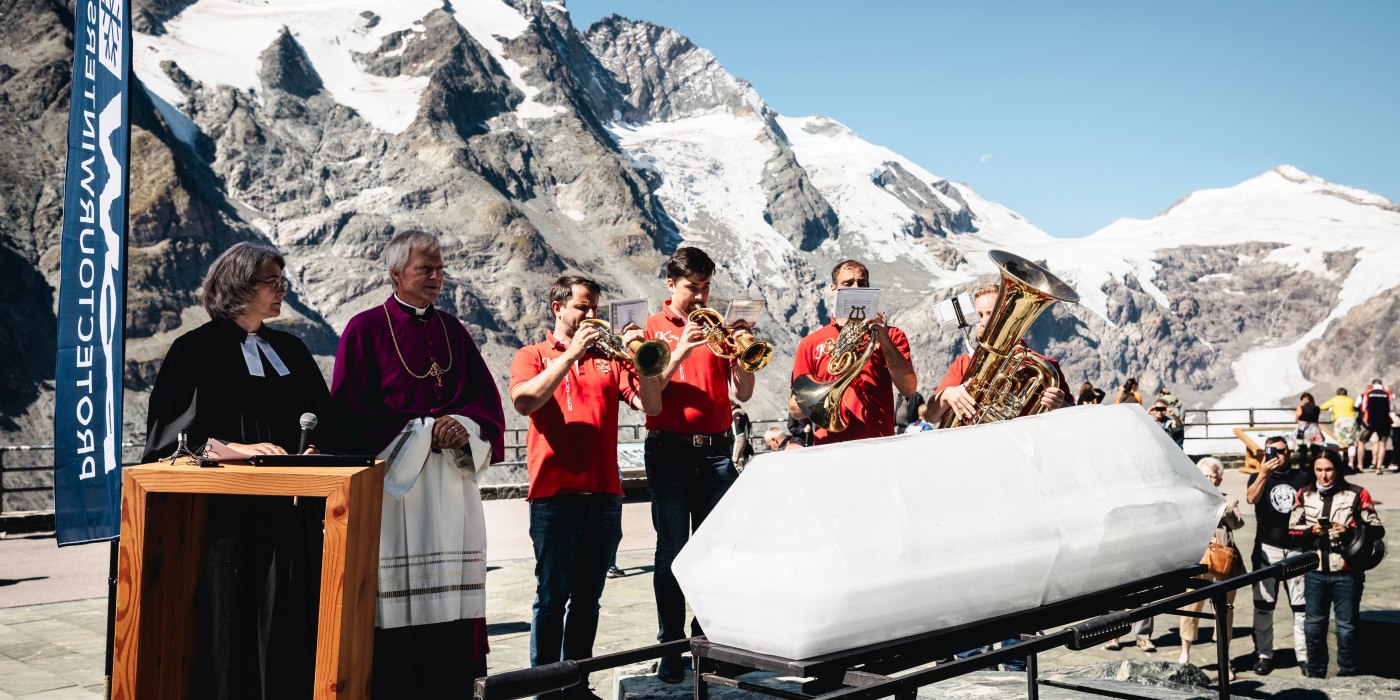 Requiem-in-Weiss_c_Luca-Jaenichen_Protectourwinters-Austria, &copy; Claudia Mach