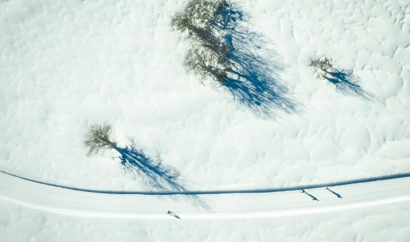 Drohnenaufnahme Langlaufen, © Alpenregion Tegernsee Schliersee