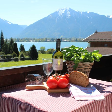 Blick vom Balkon, © im-web.de/ Tourist-Information Bad Wiessee