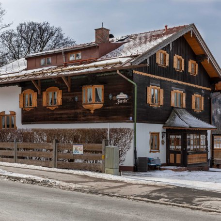 Gästehaus Forelle im Winter, © forelleschliersee