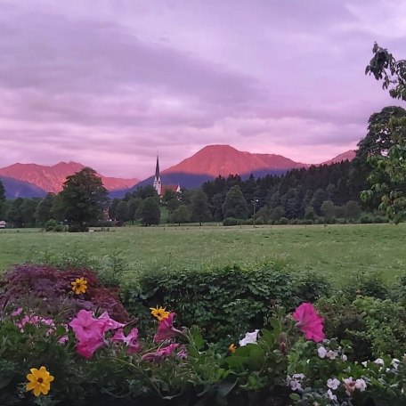 Abendstimmung der Ausblick von den Ferienwohnungen, © im-web.de/ Tourist-Information Bad Wiessee