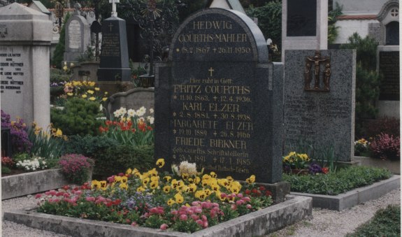 Gemeindefriedhof Tegernsee_Familiengrab Courths-Maler, © Dr. Ingvild Richardsen