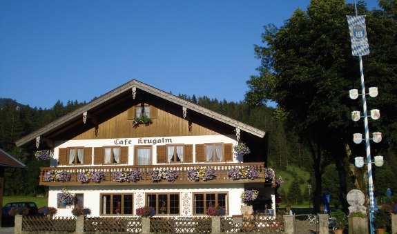 krugalmhaus-8