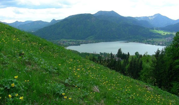 https://images.bs.ds-srv.net/objekt_pics/obj_full_135997_011.jpg, © im-web.de/ Tourist Information Tegernsee