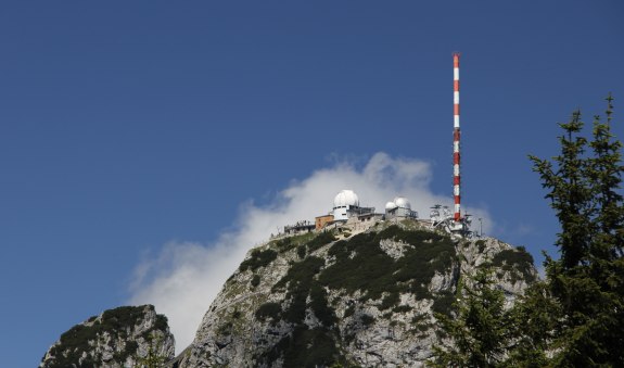 Wendelsteingipfel mit Observatorium und Antenne
