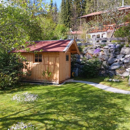 Gartenhaus f&uuml;r Ski, Rodel, R&auml;der u.s.w., &copy; im-web.de/ Kur- und Tourist-Info Bayrischzell