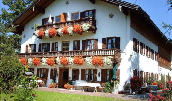 https://d1pgrp37iul3tg.cloudfront.net/objekt_pics/obj_full_32280_001.jpg, © im-web.de/ Touristinformation Fischbachau