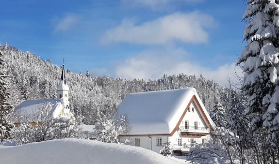 Winter in Glashütte, © im-web.de/ Regionalentwicklung Oberland Kommunalunternehmen Winter in Glashütte, © im-web.de/ Regionalentwicklung Oberland Kommunalunternehmen