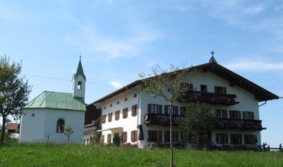 Außenansicht, © im-web.de/ Touristinformation Fischbachau Außenansicht, © im-web.de/ Touristinformation Fischbachau