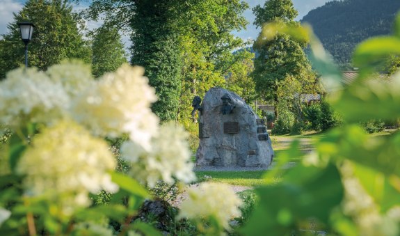 Künstlerstein in Kreuth, © Der Tegernsee, Dietmar Denger