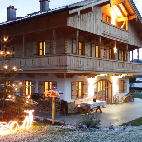 Ferienwohnung zum Bienenhäusl in der Weihnachtszeit, © im-web.de/ Tourist-Information Bad Wiessee