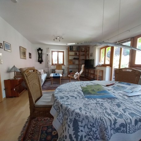 Wohnzimmer Südostseite, © im-web.de/ Tourist-Information Gmund am Tegernsee