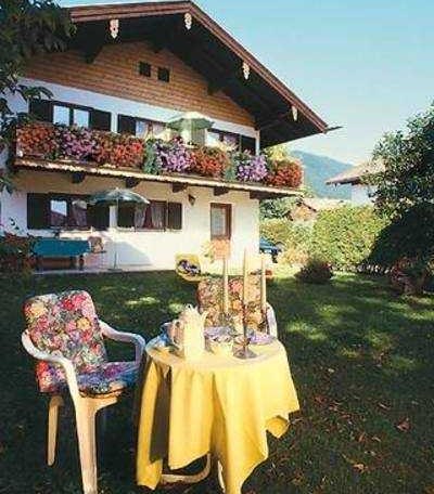 Landhaus Anzengruber, © im-web.de/ Tourist-Information Rottach-Egern