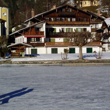 See ist zugefroren, © im-web.de/ Gäste-Information Schliersee in der vitalwelt schliersee