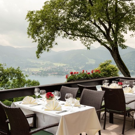 Hotel Der Westerhof Tegernsee - Fr&uuml;hst&uuml;cken auf der Sonnenterrasse, &copy; Hotel Der Westerhof
