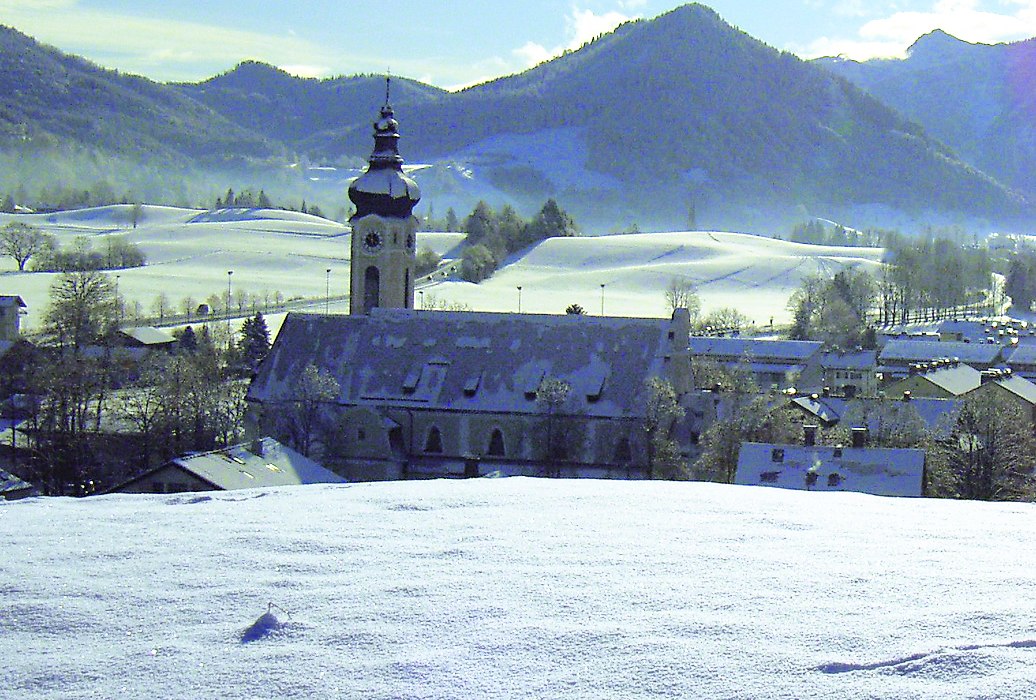 kirche_winter_holzfurtner
